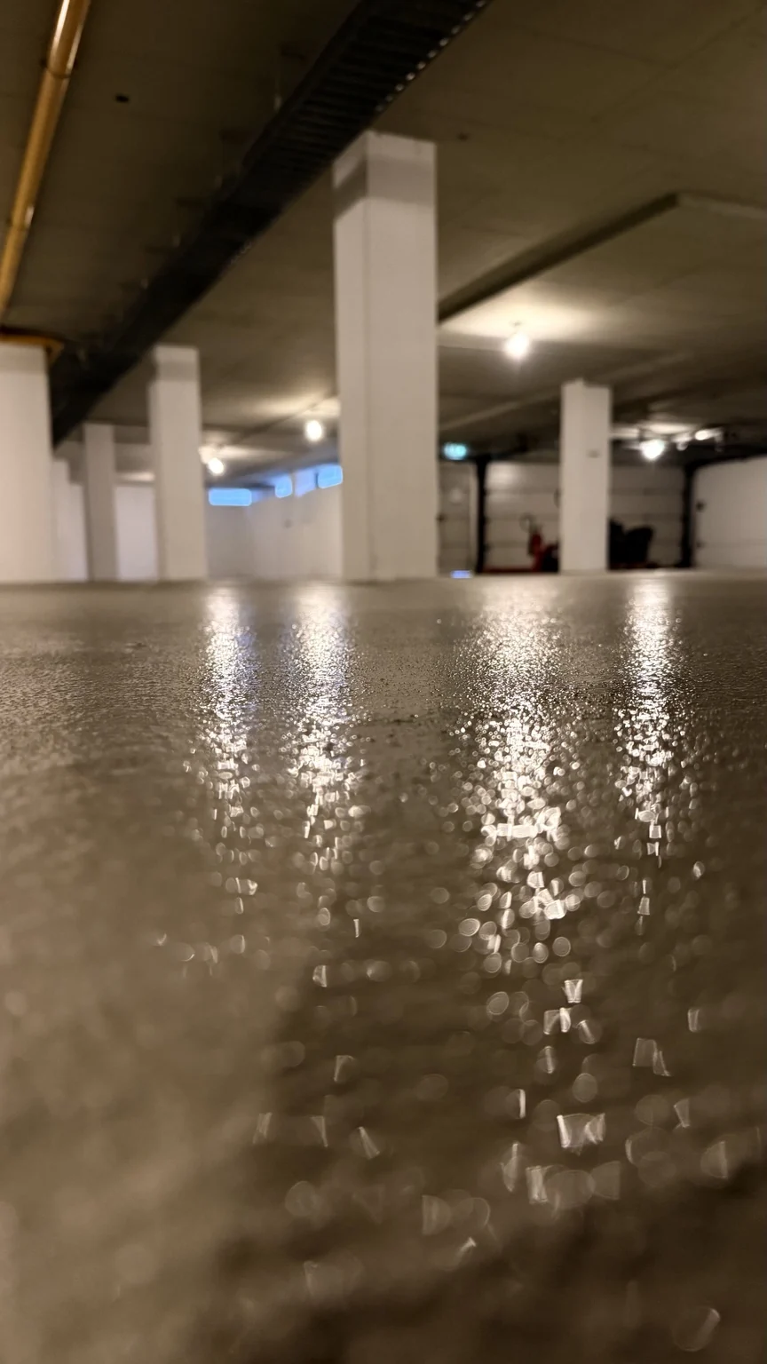 Close-up van de structuur van de Triflex Pox-vloercoating